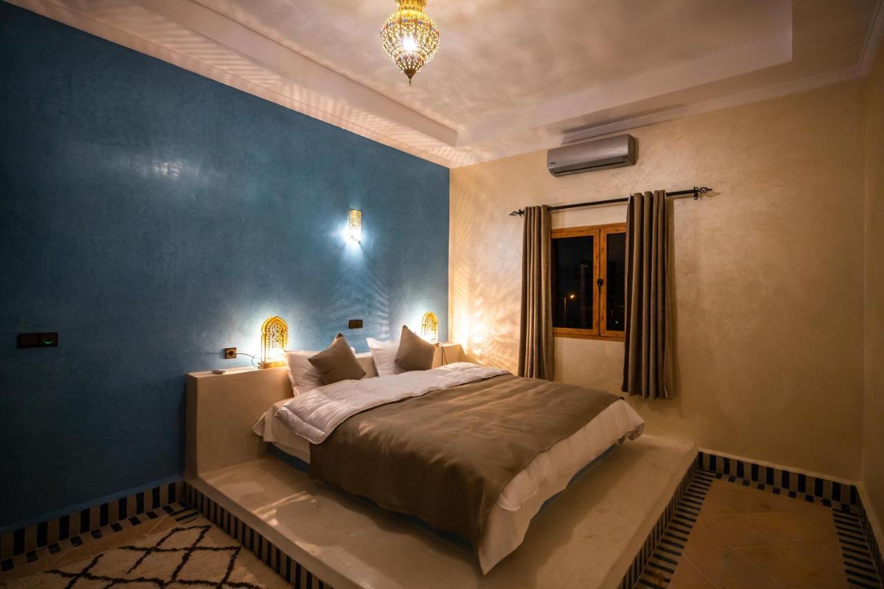 Riad Les Jardins De Merzouga Exterior photo