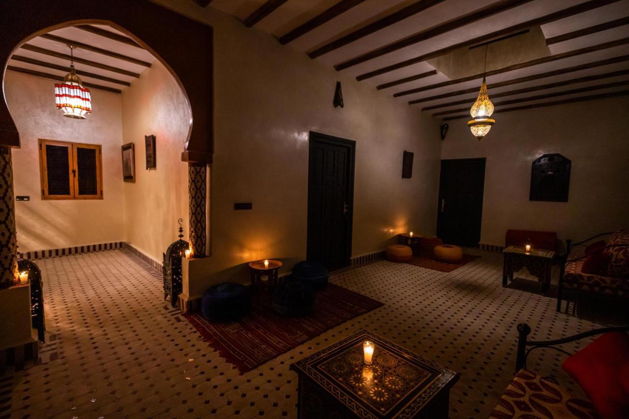 Riad Les Jardins De Merzouga Exterior photo